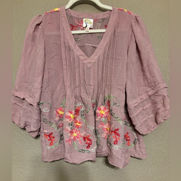 Fig and Flower Size M 3/4 Sleeve Blouse - Picture 2 of 7